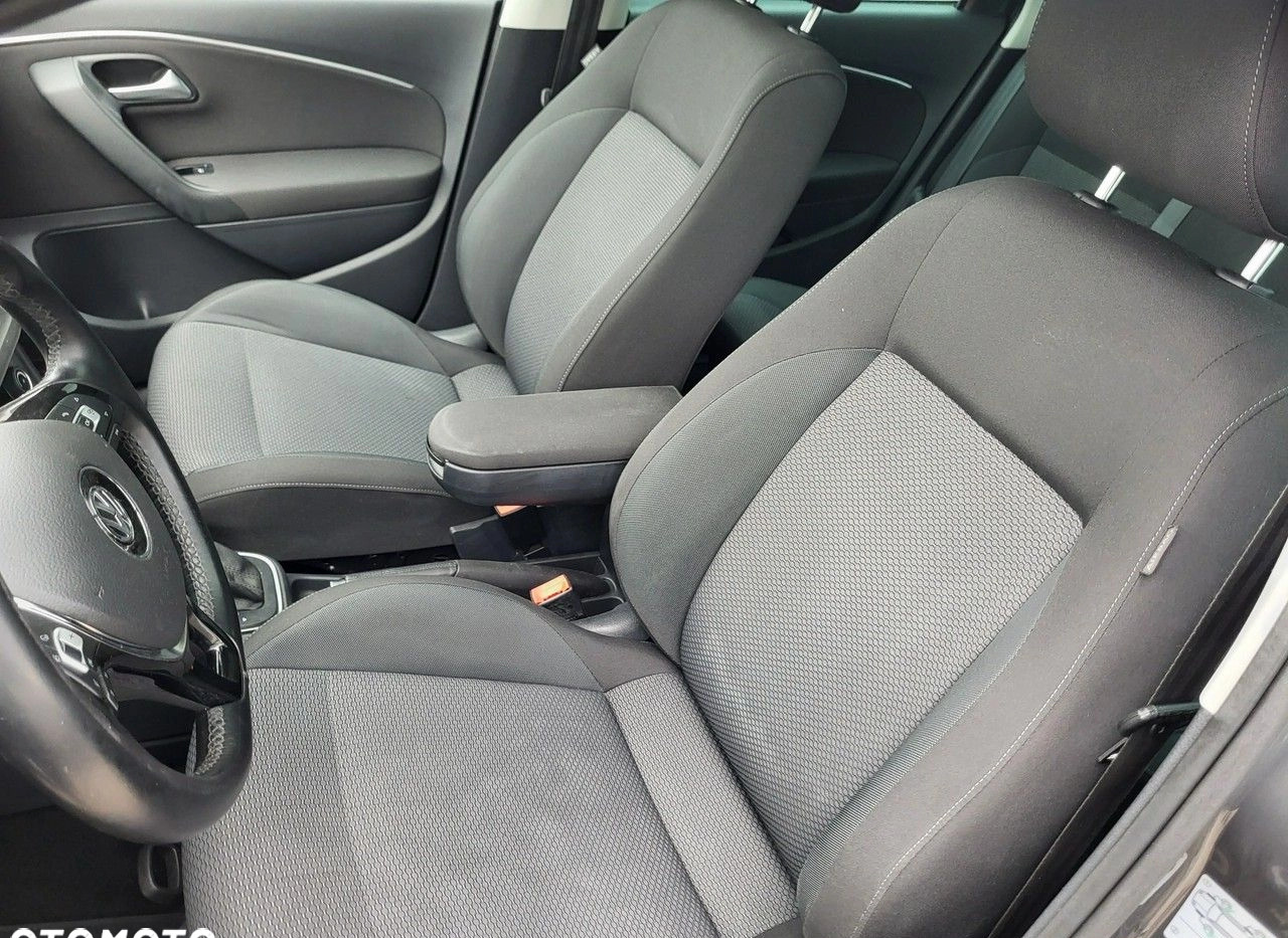 Volkswagen Polo cena 41700 przebieg: 107668, rok produkcji 2015 z Sopot małe 781